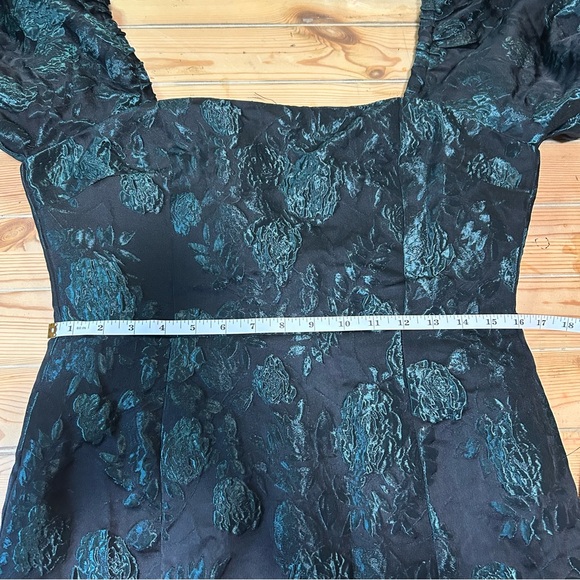 Lulu's Midnight Floral Puff Sleeve Midi Dress - Picture 6 of 9